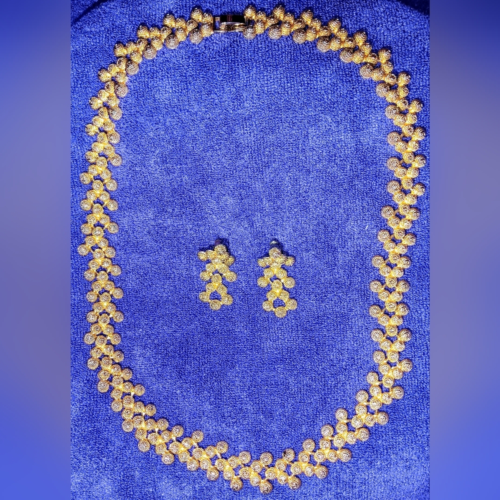 Vintage Gold Tone 1/2 Ball Necklace & Earrings Set